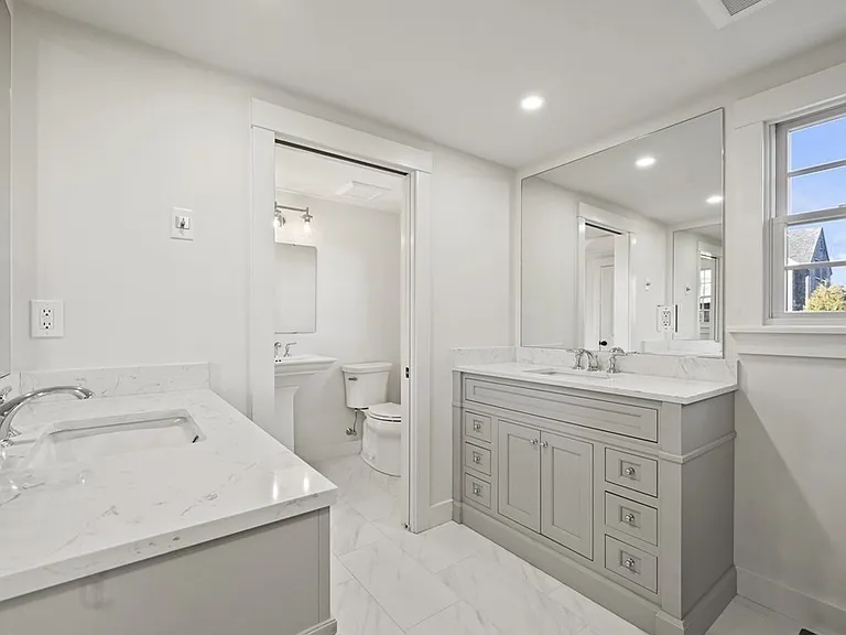 29 Mercier Way — Photo 16