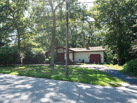 3rd image of 6 loretta Court