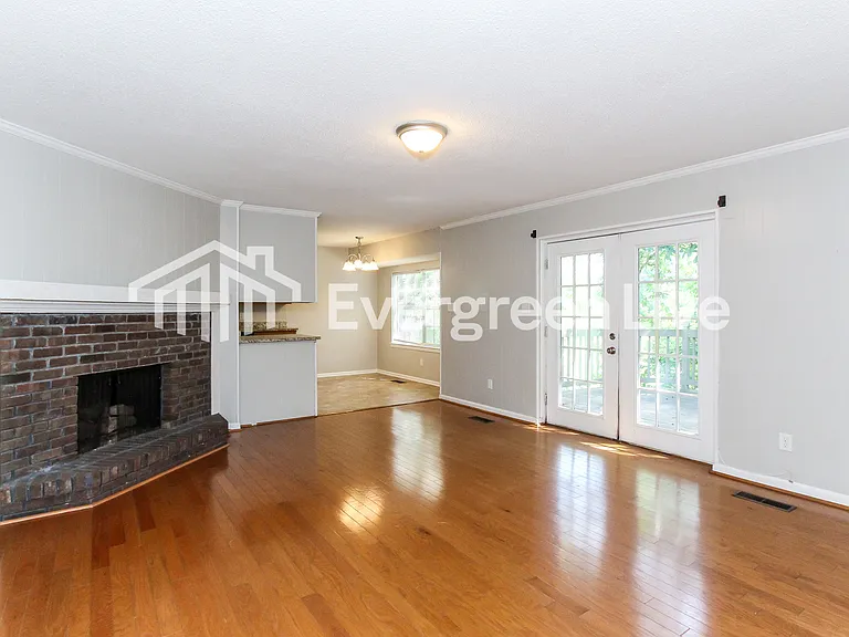 1755 Napier Dr — Photo 2