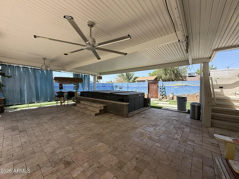 2514 E Fairmount Ave — Photo 17