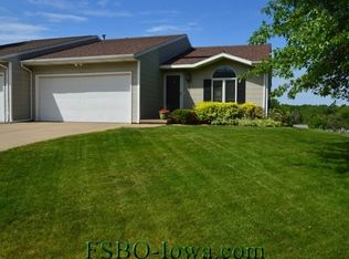 1732 Gryn Dr, Iowa City, IA 52246