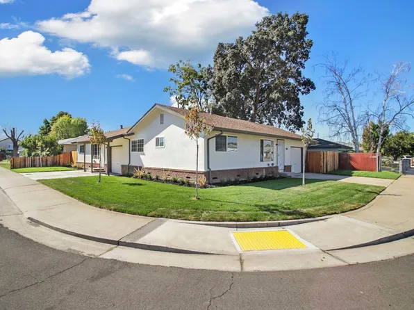 580 E Indiana St, Woodbridge, CA 95258