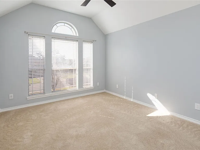 3715 Bridle Ct — Photo 15