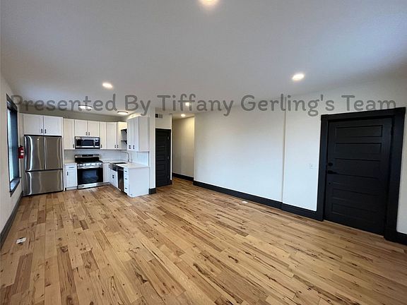 4th image of 3457-3459 California Ave #3459-3F