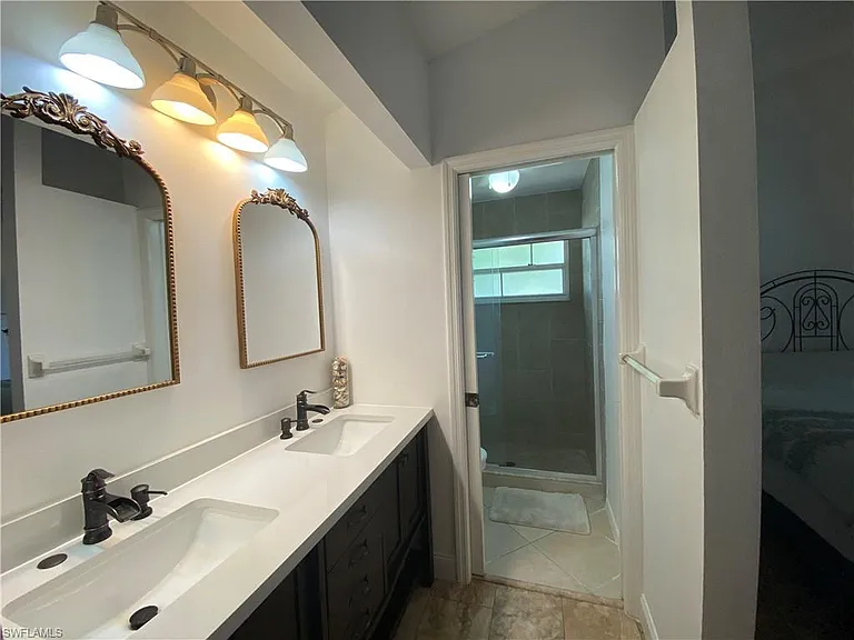 14805 Crooked Pond Ct — Photo 15