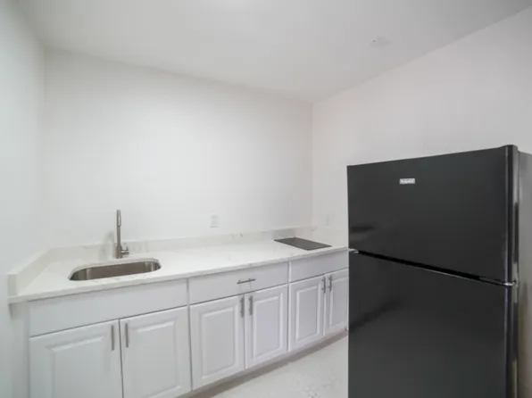 2006 Virginia Blvd #B, San Antonio, TX 78203