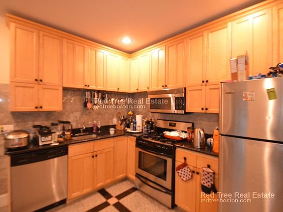 3rd image of 63 Babcock St #7D