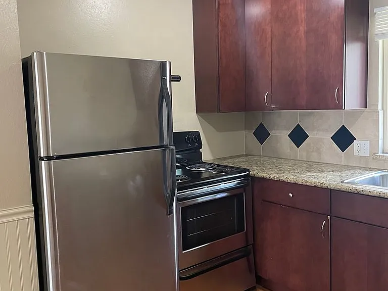125 E Mrytle Flats — Photo 12