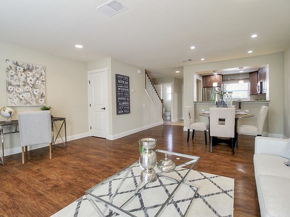 4th image of 865 Carlisle Way APT 123