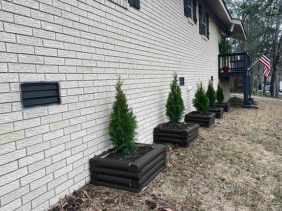 4th image of 1000 Rock Gardens Dr