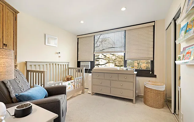 Sold by Realty Connect USA | media 31