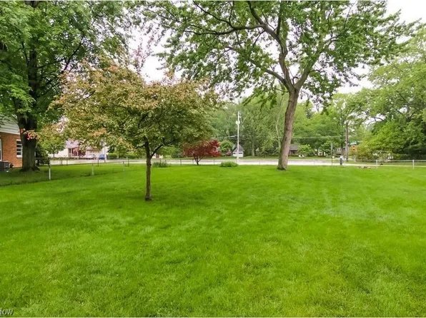 30888 Nantucket Row, Bay Village, OH 44140