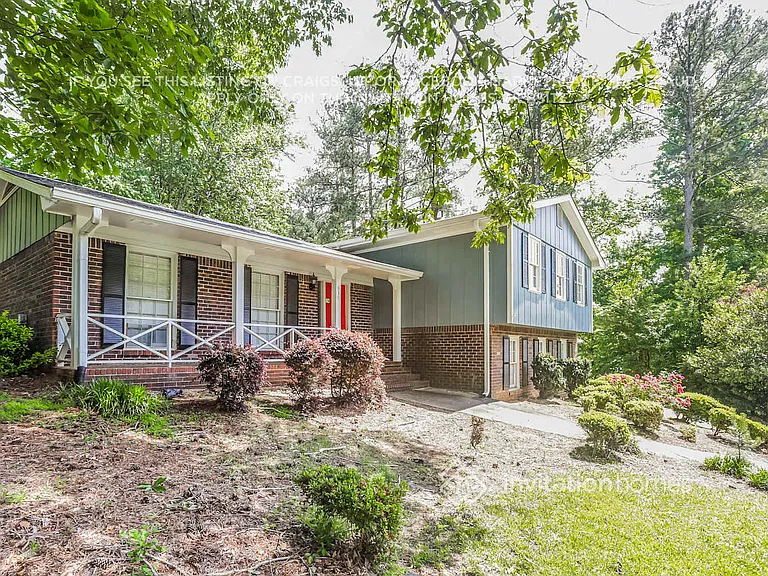 631 Shannon Green Cir SW — Photo 2