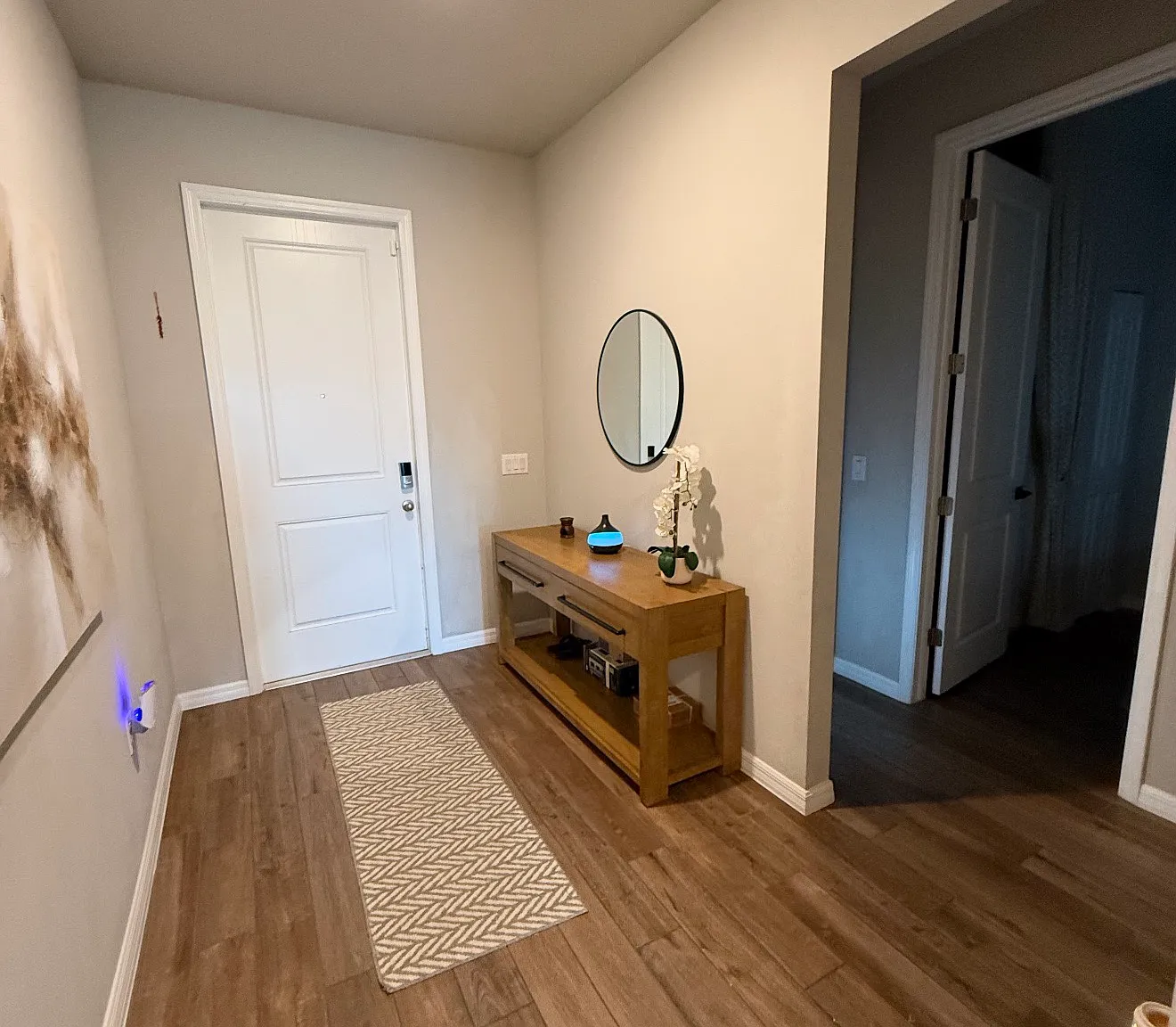 4 bed, 1911 sqft, $2,800 — Photo 3