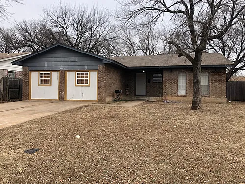 4304 Meadowpark Dr Photo 1