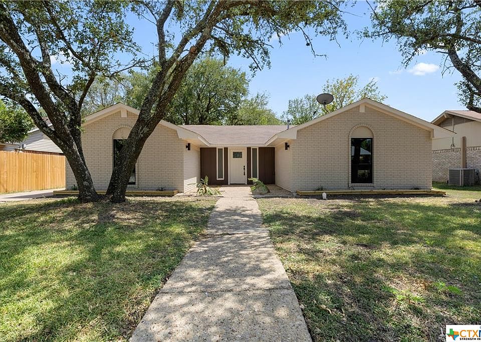 1st image of 222 Lawndale Dr