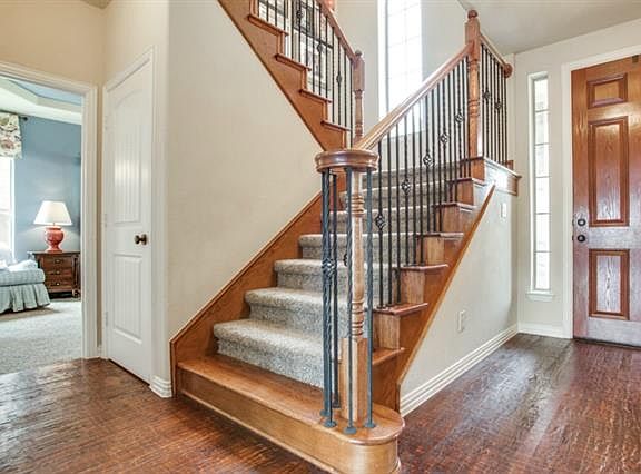 3rd image of 1537 Plum Valley Dr
