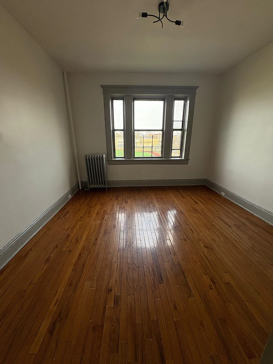 Building Photo - 66 N Grove St #6