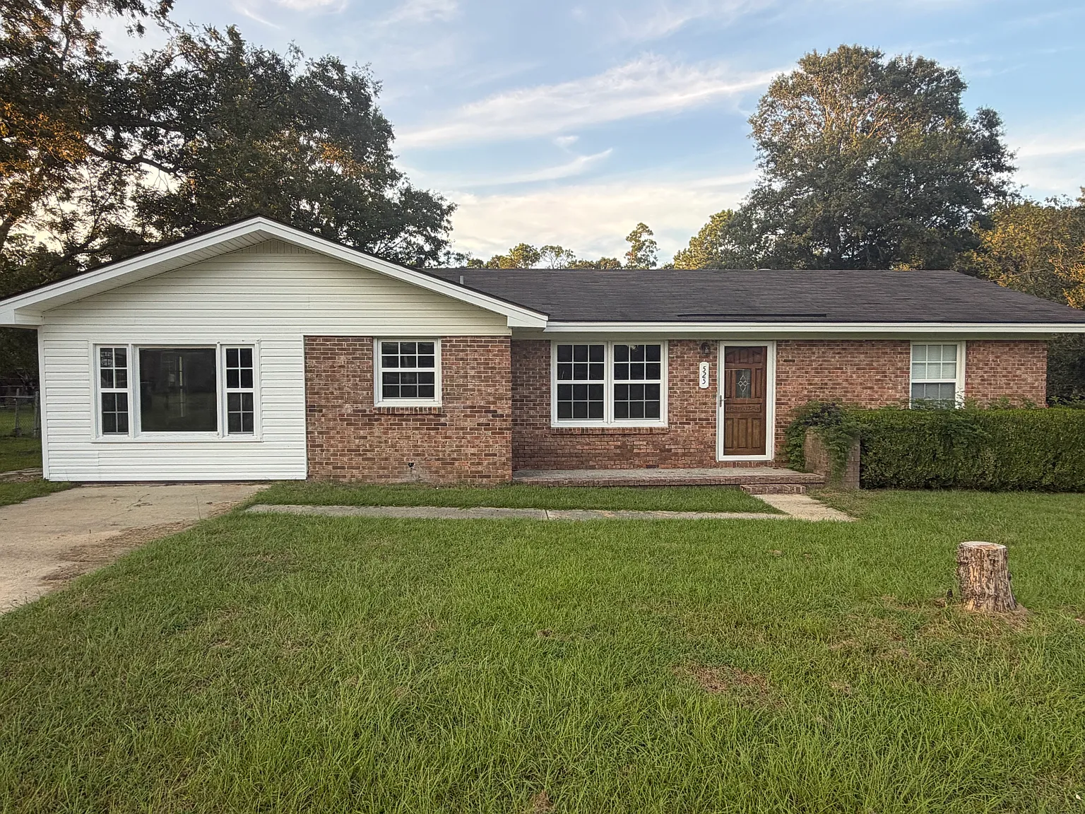 3 bed, 1314 sqft, $1,500 — Photo 1