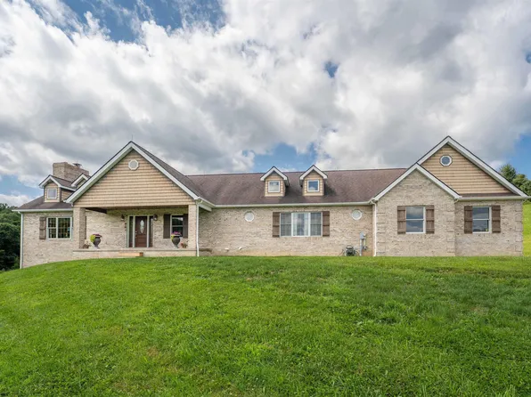 81 Homestead Ln, Bruceton Mills, WV 26525