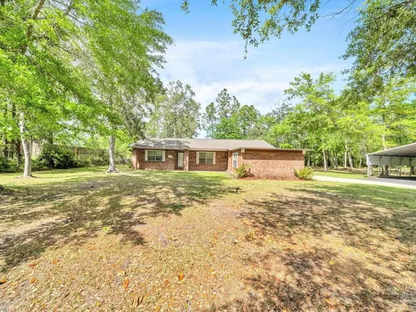 7170 Blueberry Ln, Navarre, FL 32566