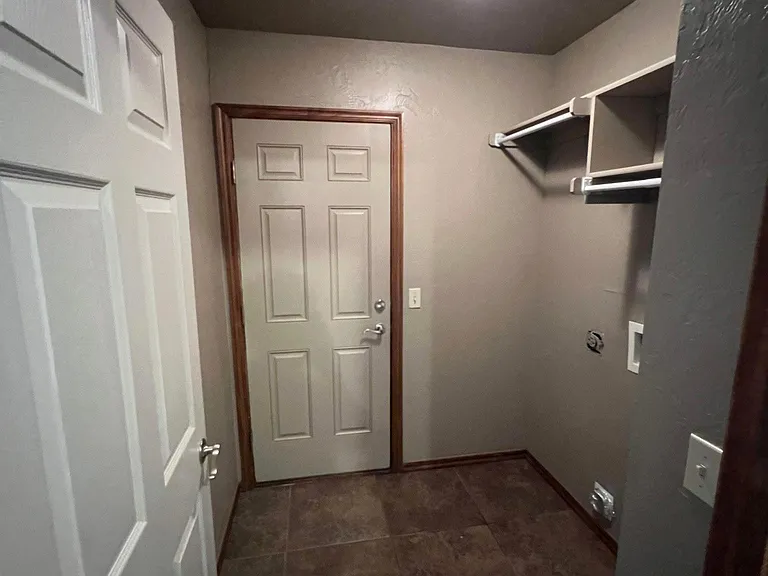 11810 SW 15th Way — Photo 10