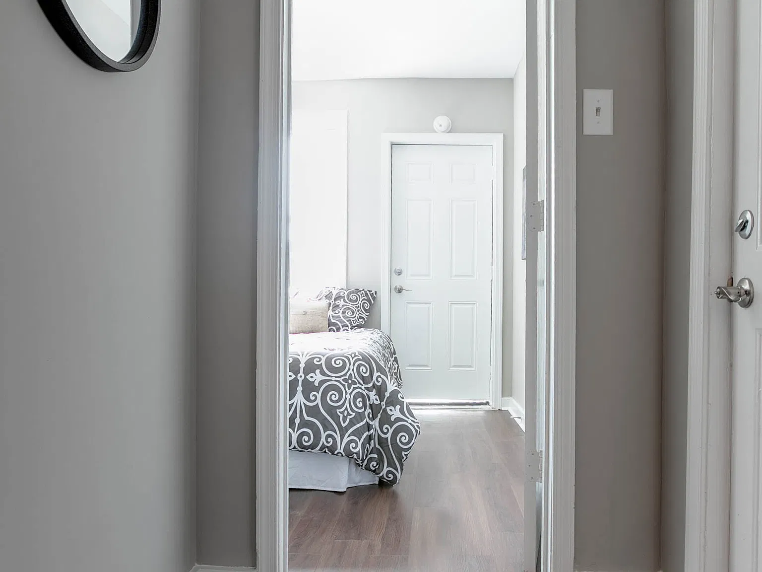 2 bed, 650 sqft, $1,300 — Photo 4