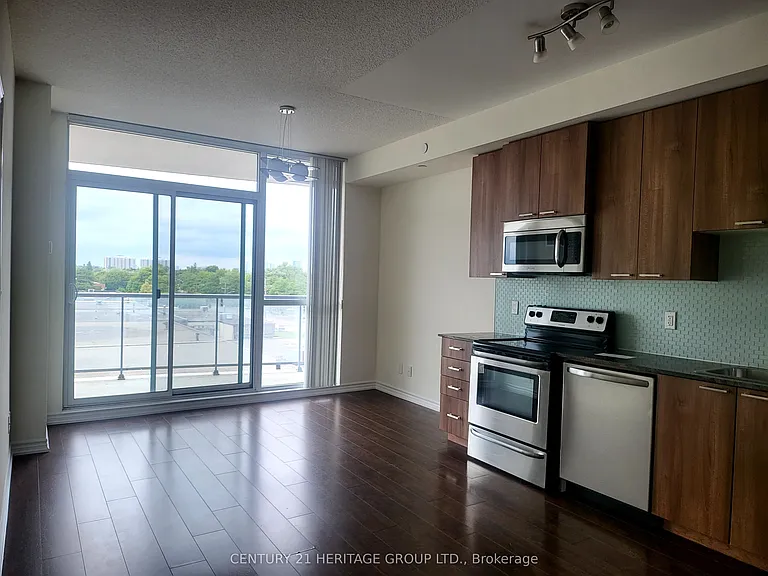 1328 Birchmount Rd #508 — Photo 9