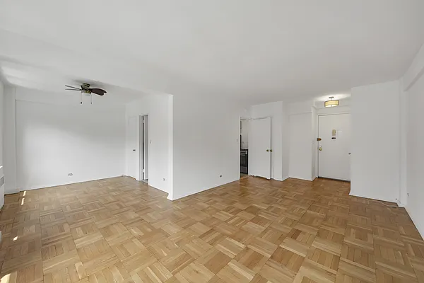 Rented by Oxford Property Group | media 6