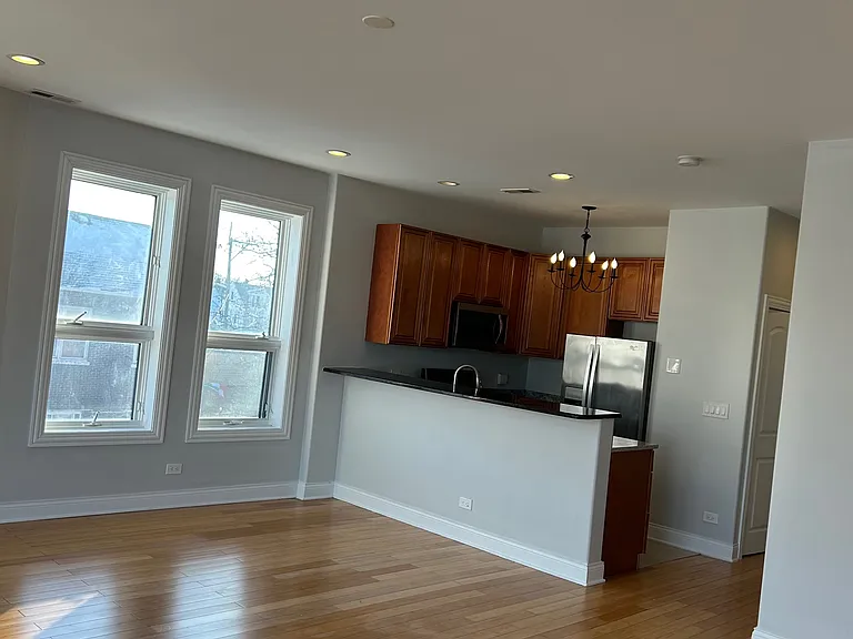 4158 S Western Ave #2 — Photo 4