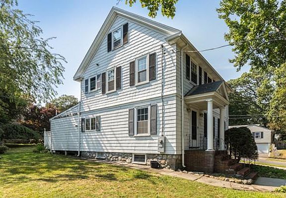 2nd image of 79 Harold St