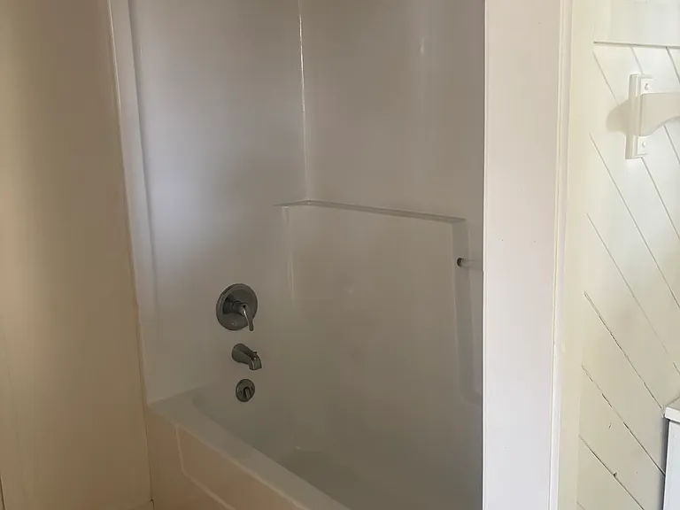37 Union St #102 — Photo 8