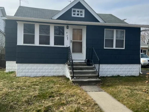 5047 Anatole St, Grosse Pointe, MI 48236