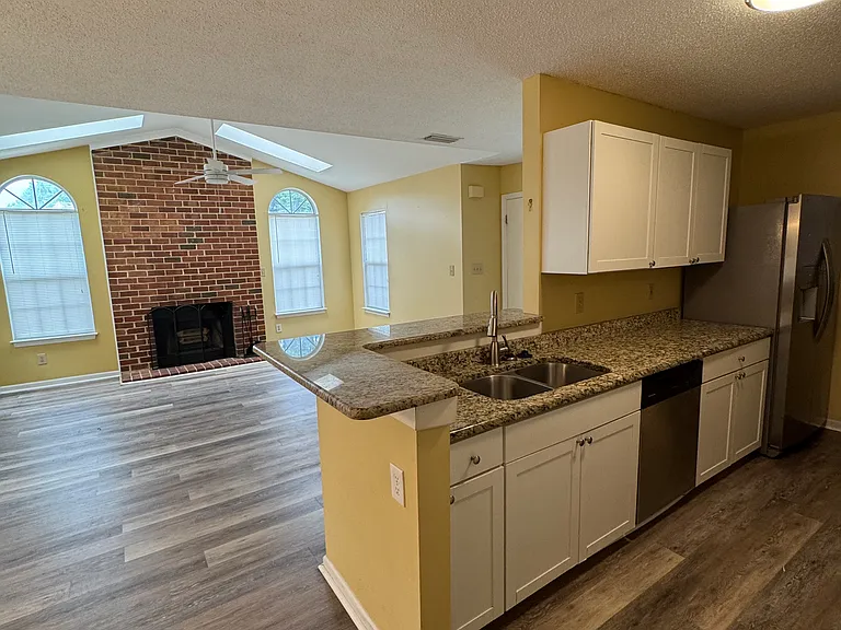 436 Lees Mill Dr — Photo 13