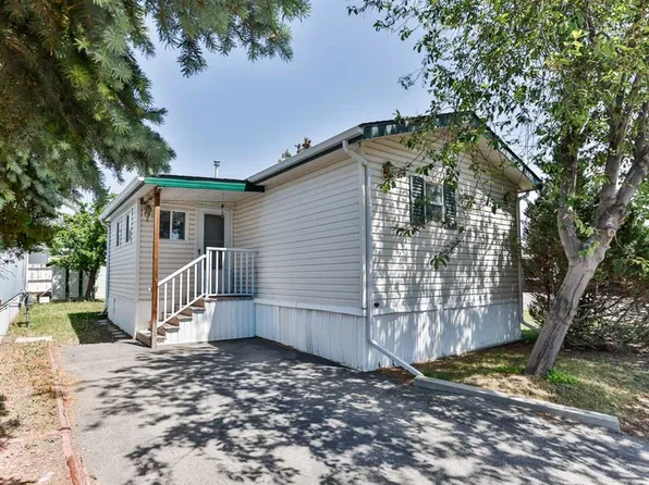 2300 13th St N #107, Lethbridge, AB T1H 4E8