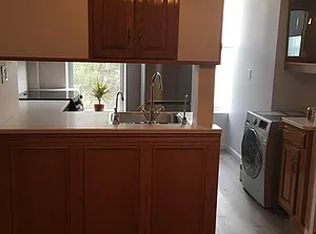 87 Greenpoint Ave APT 3L, Brooklyn, NY 11222