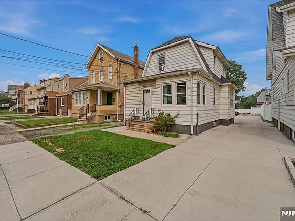 2nd image of 154 Union Ave
