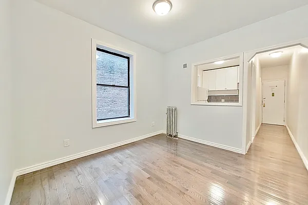 Rented by Platinum Properties | media 8