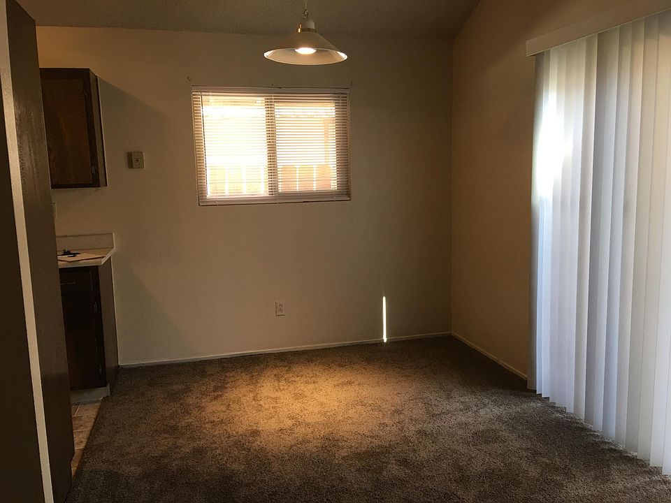 1st image of 2420 Linden St
