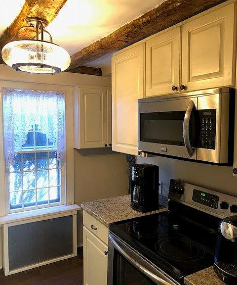 2233 S Britain Rd — Photo 4