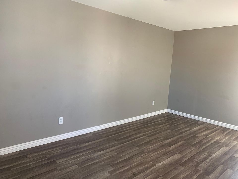 1st image of 7724 N Coldwater Canyon Ave