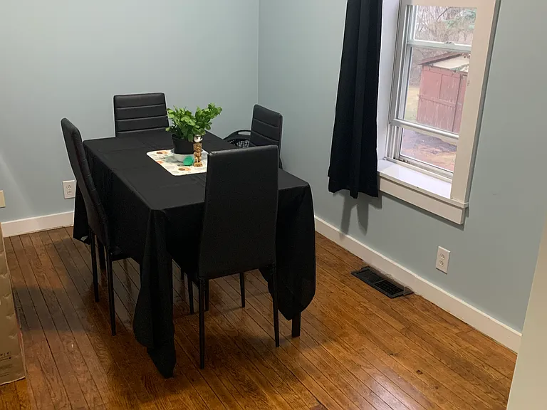 25 Main St #4 — Photo 7
