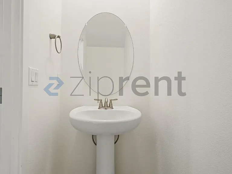 7105 NE 154th Ave — Photo 11