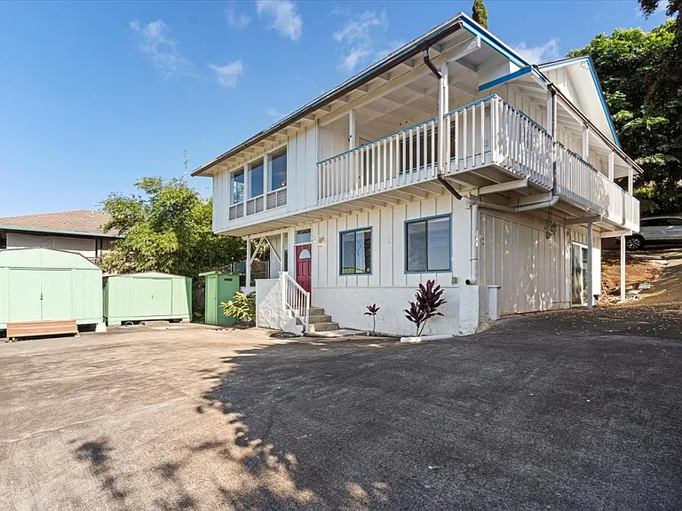 1076 Kehau Pl — Photo 32
