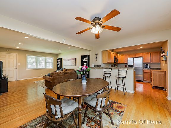 2nd image of 575 Kingman Ln