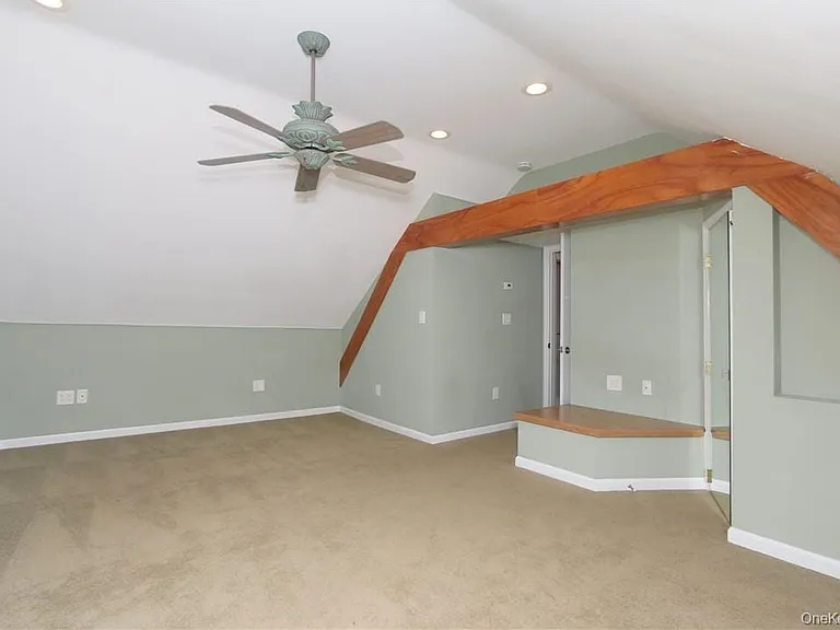 7 Meadow St — Photo 12