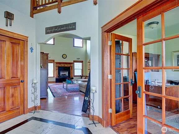3rd image of 4435 Castlerock Drive