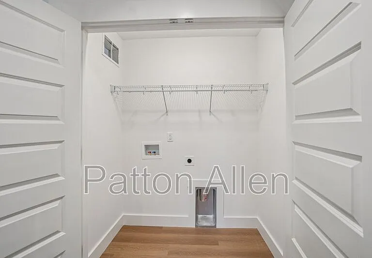 17 Bolton St — Photo 12