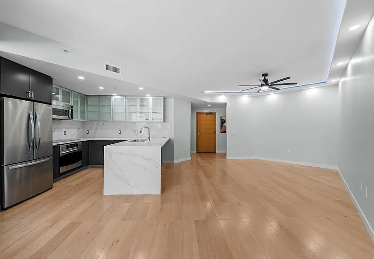 1441 9th Ave #201 — Photo 33