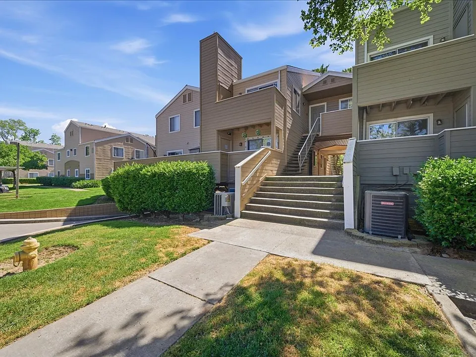 1019 Dornajo Way #217